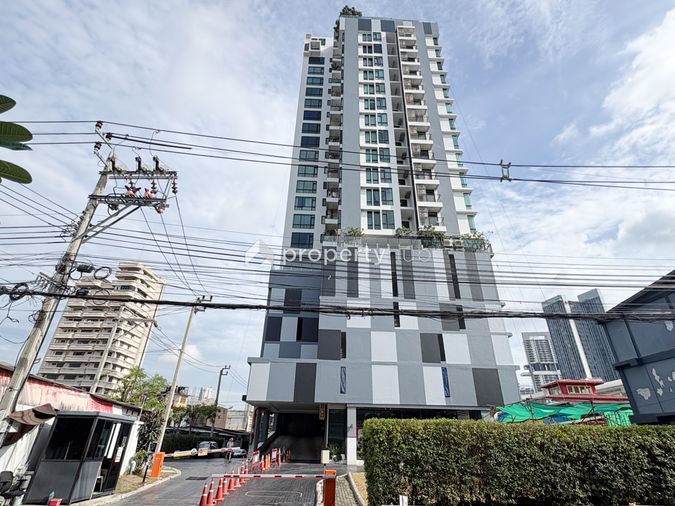 Bangkok Horizon Sathorn