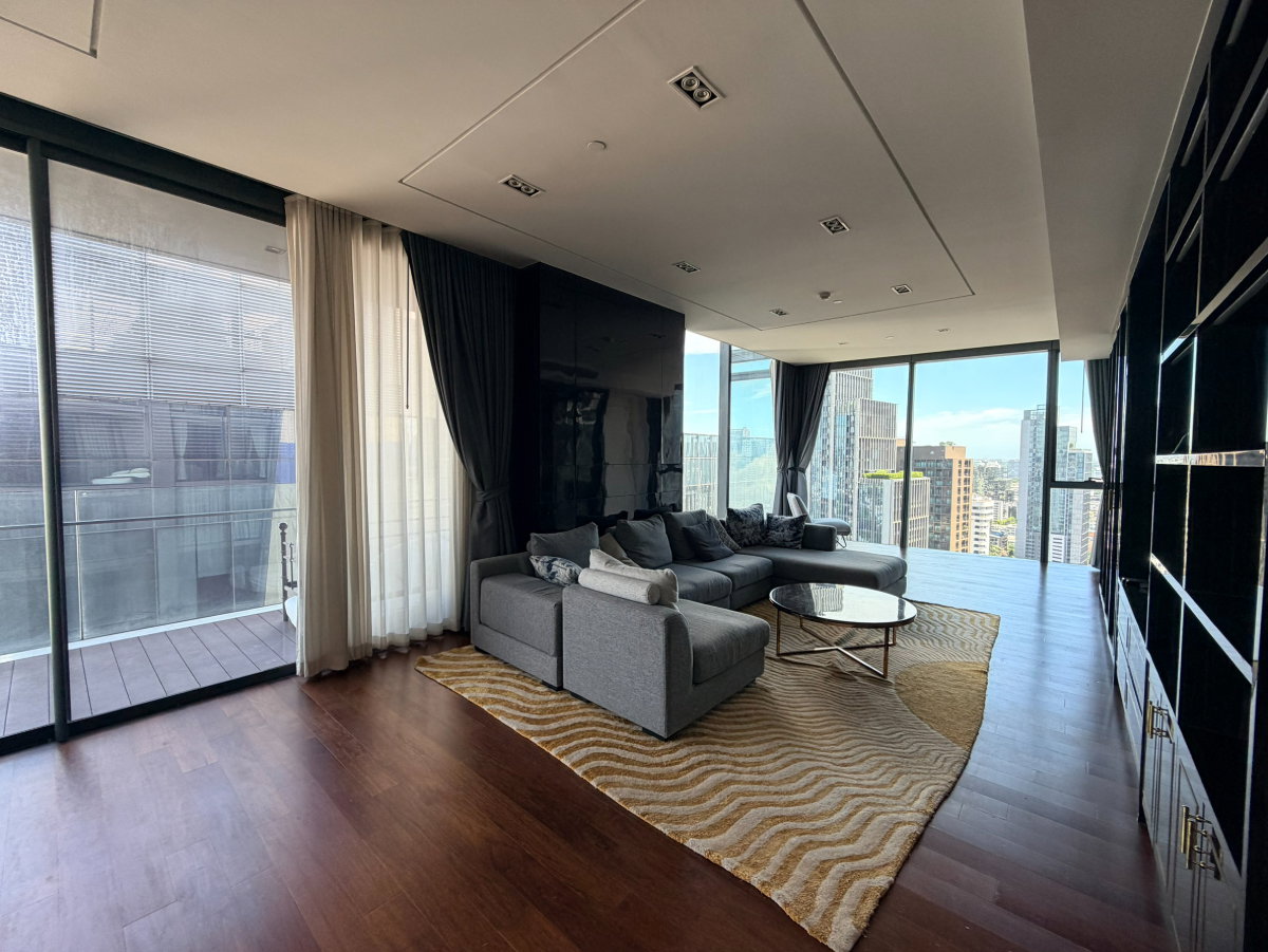 picture For Rent: Luxury Condo at The MARQUE Sukhumvit near BTS Phrom Phong (Rt-01) - 1/40