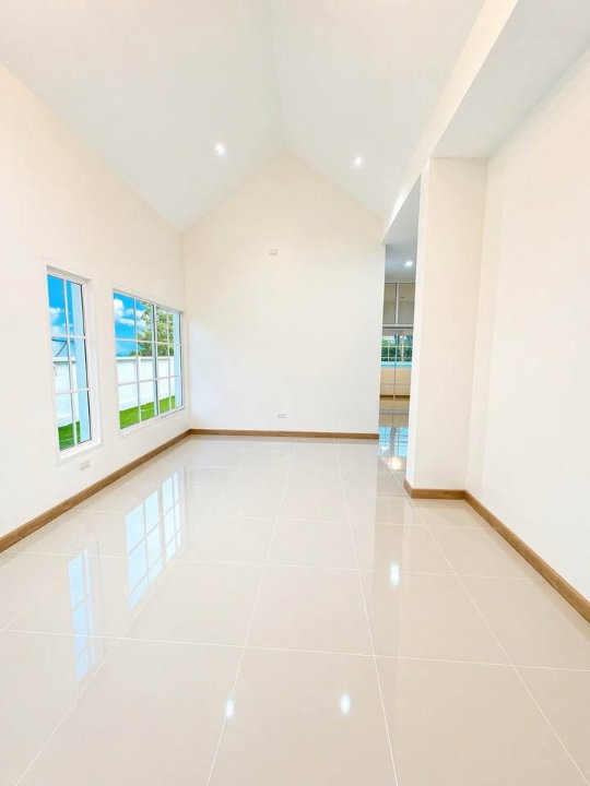รูป ขายบ้านเดี่ยวชั้นเดียวนอกโครงการ บ้านมือหนึ่งออกแบบรูปทรงที่ทันสมัย #CSP100920 - รูปที่ 4/12