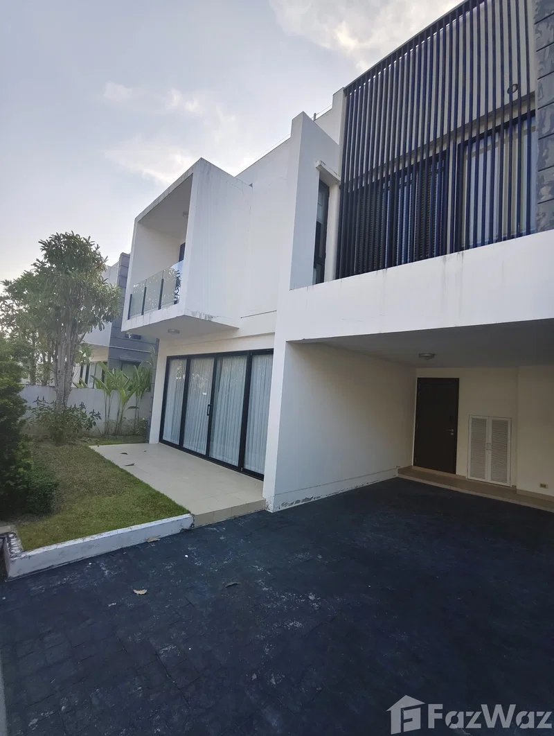 Houses for sale : Laguna Park 65/216 Rooftop Pool For Sale 6382724
