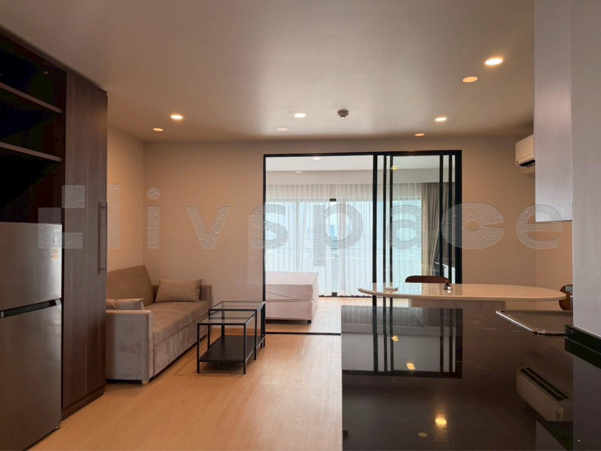 รูป ▚ LJ174ツ ให้เช่า: Centurion Park Ari ✨ 1BR 53 ตร.ม. รีโนเวทใหม่หมด ห้องใหญ่ราคาดีที่สุดในย่าน ฟรี Wi-Fi ฟรี! 🔥 - รูปที่ 2/9
