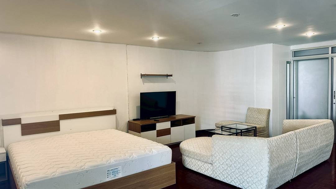 รูป Code: KJ9005 ให้เช่า ITF Silom Palace 🔥🔥 จองเดือนนี้รับเงินคืน 1,000 บาท 🔥🔥 Add Line @kjcondo (มี@ข้างหน้าด้วยนะคะ) - รูปที่ 2/8