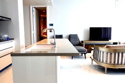 คอนโดให้เช่า : River front unit with fantastic river views 5334670