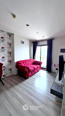 Condos for sale : 2-BR Condo At Centric Ratchada-Suthisan, 60m To MRT Sutthisan (ID 2942794)