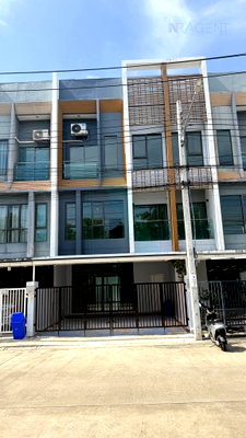 เช่าทาวน์โฮม กรุงเทพมหานคร : 📌 ให้เช่าทาวน์เฮาส์ 3 ชั้น เดอะ วิชั่น ลาดพร้าว - นวมินทร์ 5 ห้องนอน 4 ห้องน้ำ