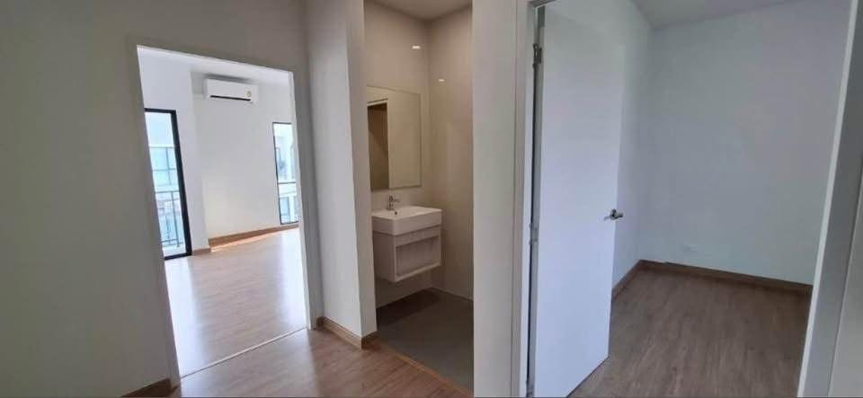 รูป ขาย บ้านMaison168 ลาดพร้าว101 ทาวน์โฮม 3.5 ชั้น เจ้าของขายเอง ราคาต่ำกว่าโครงการ ตกแต่งต่อเติมพร้อม เฟอร์นิเจอร์ครบ พร้อมเข้าอยู่ได้เลย - รูปที่ 21/30