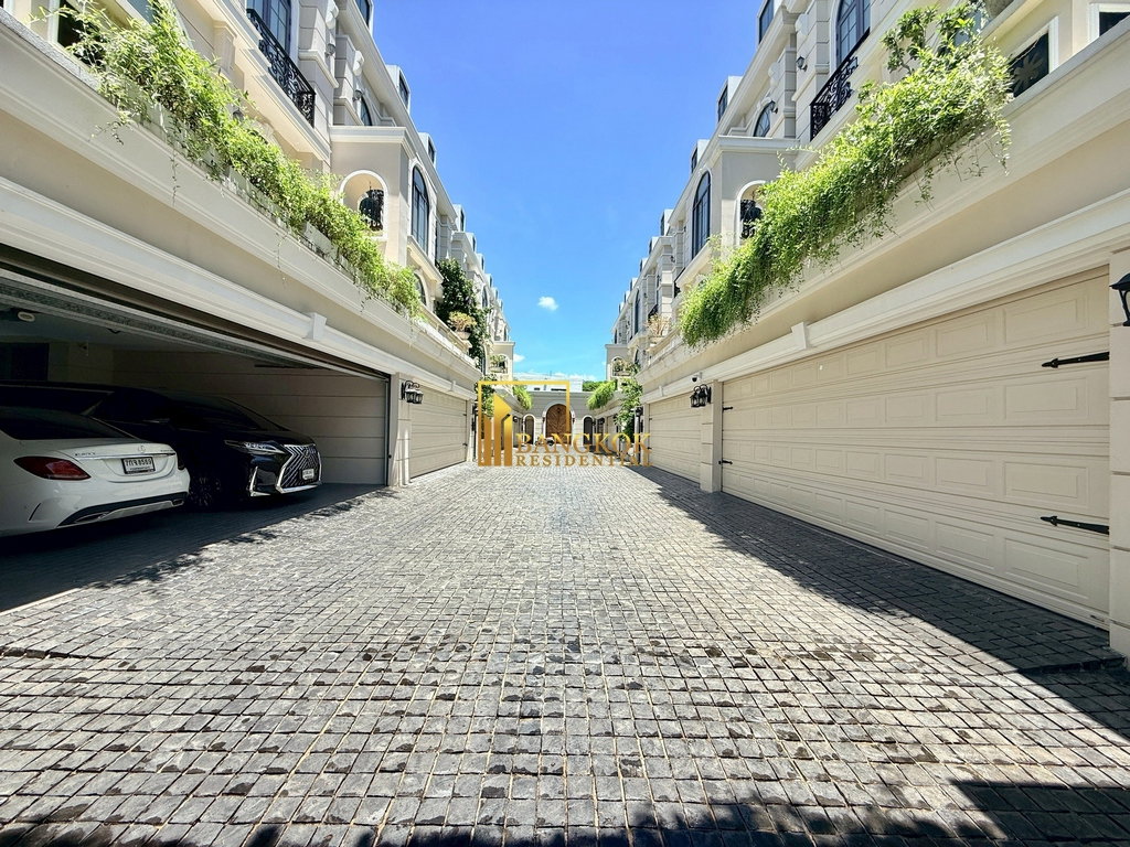 รูป The Boulevard Ekkamai | Super Luxury 4 Bedroom Townhouse - BR8667TH - รูปที่ 59/60