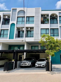 ขาย บ้านMaison168 ลาดพร้าว101 ทาวน์โฮม 3.5 ชั้น เจ้าของขายเอง ราคาต่ำกว่าโครงการ ตกแต่งต่อเติมพร้อม เฟอร์นิเจอร์ครบ พร้อมเข้าอยู่ได้เลย