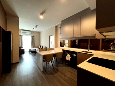 คอนโดให้เช่า : 🔥Best deal🔥For Rent: Ideo Sukhumvit-Rama 4 nice decor unit with pool view Near BTS