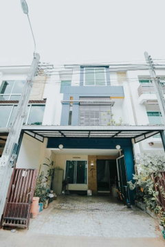 LTH15588 – Townhouse for Sale Yannawa | Spacious Family Residence | Near BTS Chong Nonsi | 10.9 MB | ทาวน์เฮาส์ขาย ยานนาวา พื้นที่กว้าง ใกล้ BTS ช่องนนทรี
