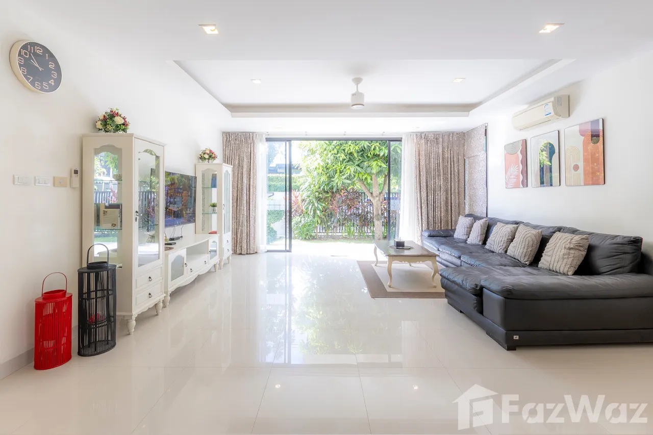 picture Laguna Parkside 5 Bedroom Villa 6307048 - 2/12