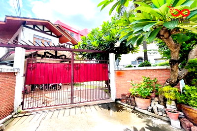 บ้านเดี่ยว ซอยลาซาล (สุขุมวิท 105) : ขายบ้านเดี่ยว 2 ชั้น หมู่บ้านธันธวัช 3 ซอยลาซาล 71 - บางนา-ตราด 40 ใกล้ BTS แบริ่ง ทางด่วนบางนา