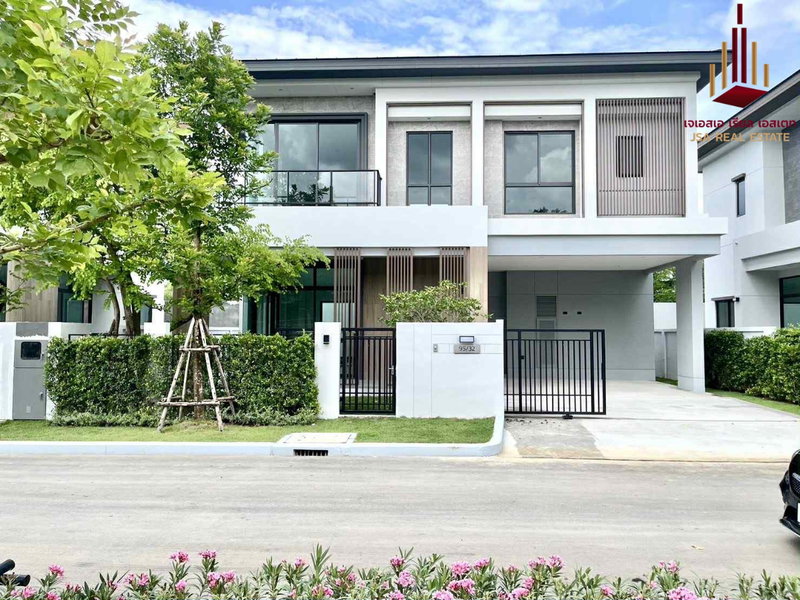 Houses for rent : ✨ For Rent: Bangkok Boulevard Bangna KM.5✨ 💰 Only 100,000 THB/month