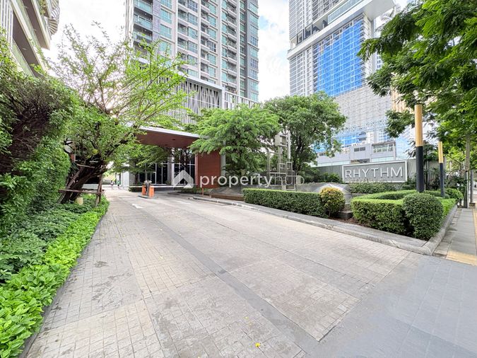 Rhythm Sathorn - Narathiwas