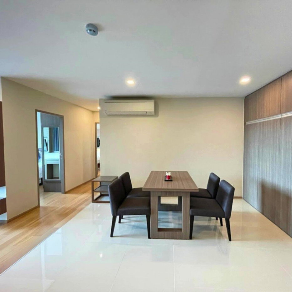 picture LTH15319 -✨🐶 Refined Living with Your Pet | Modern Condo near BTS Thonglor | 55K คอนโดทองหล่อ มอบความสะดวกสบาย พร้อมไลฟ์สไตล์ที่รองรับสัตว์เลี้ยงอย่างลงตัว - 4/5