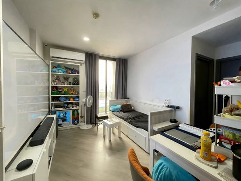 🔥 Condo for sale, large room, best price in the project, next to BTS Sai Yut 0 meters 🔥 The Base Saphanmai