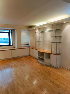 🔥 FOR SALE: Premium Condo in the Heart of Bangkok CBD(Silom Soi 3 - Sathorn Soi 6, Near BTS Chong Nonsi)