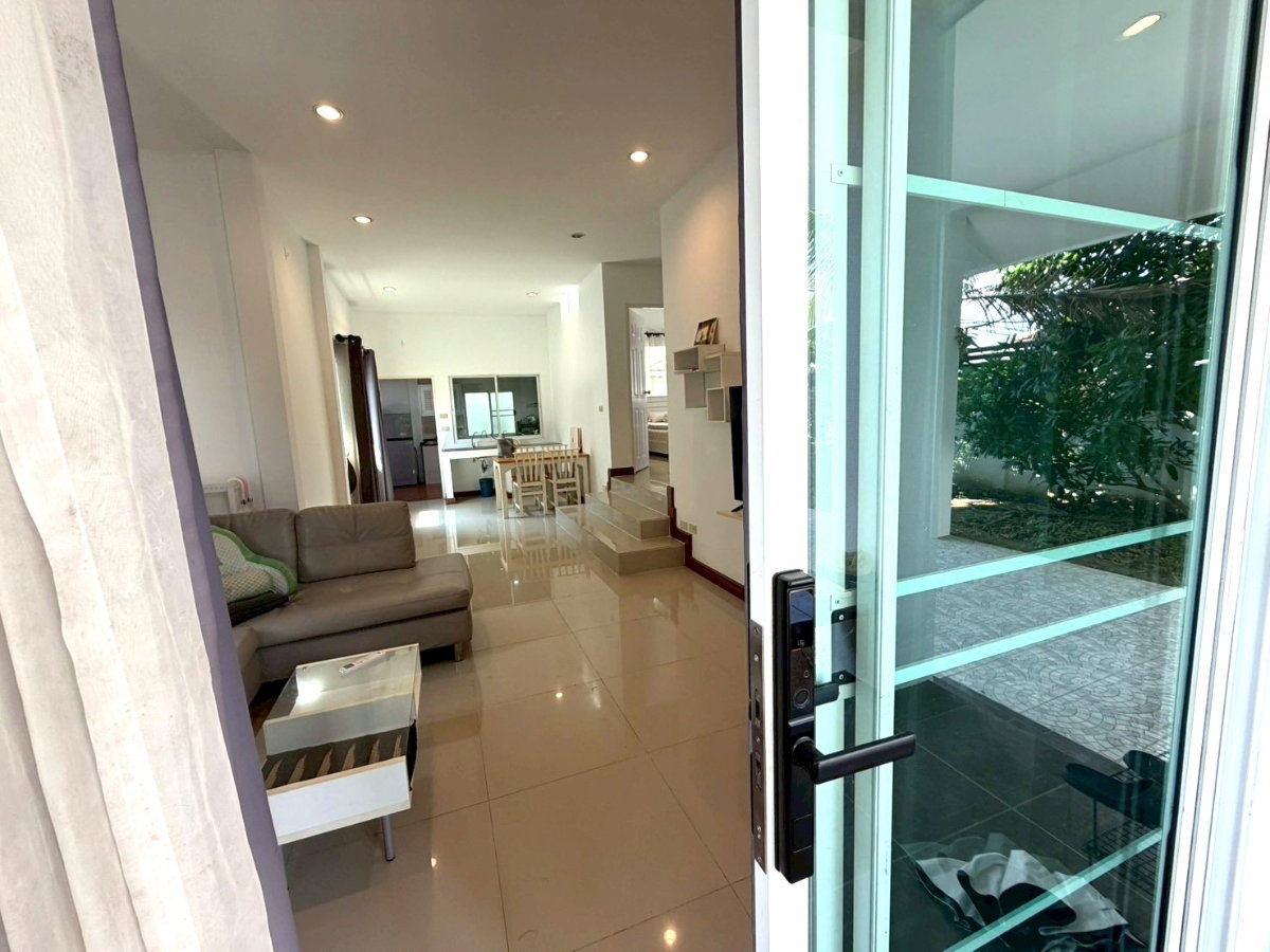 รูป  บ้านในโครงการพร้อมเข้าอยู่    ระบบรักษาความปลอดภัย 24 ชม ใกล้ศูนย์ราชการ ศูนย์การค้า  เซนทรัลเฟส    #C3MG100307 - รูปที่ 3/17