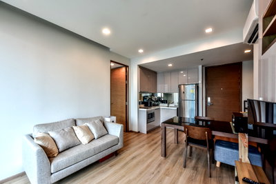 คอนโดให้เช่า : The Address Sathorn — Just Renovated & Now Available