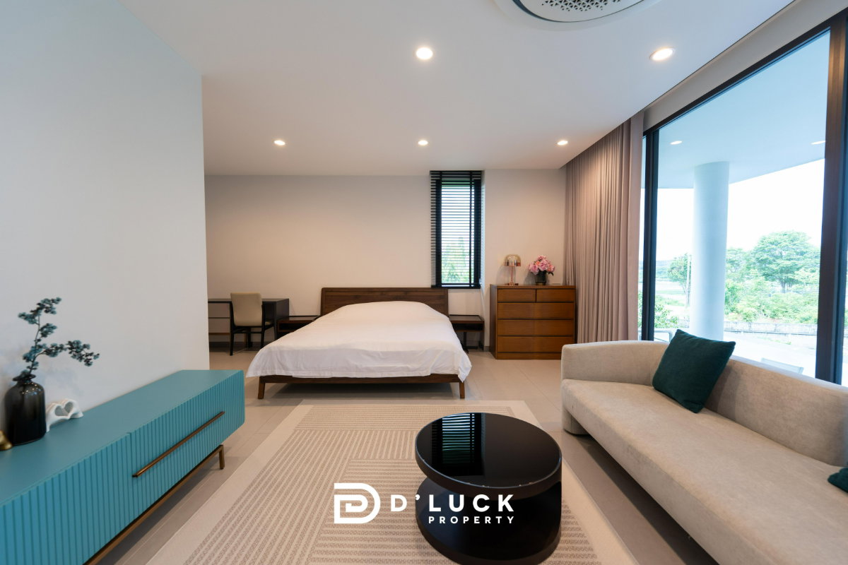 picture 4-Storey Pool Villa in Pattaya - Lake View - Ready to Move in - 22/28