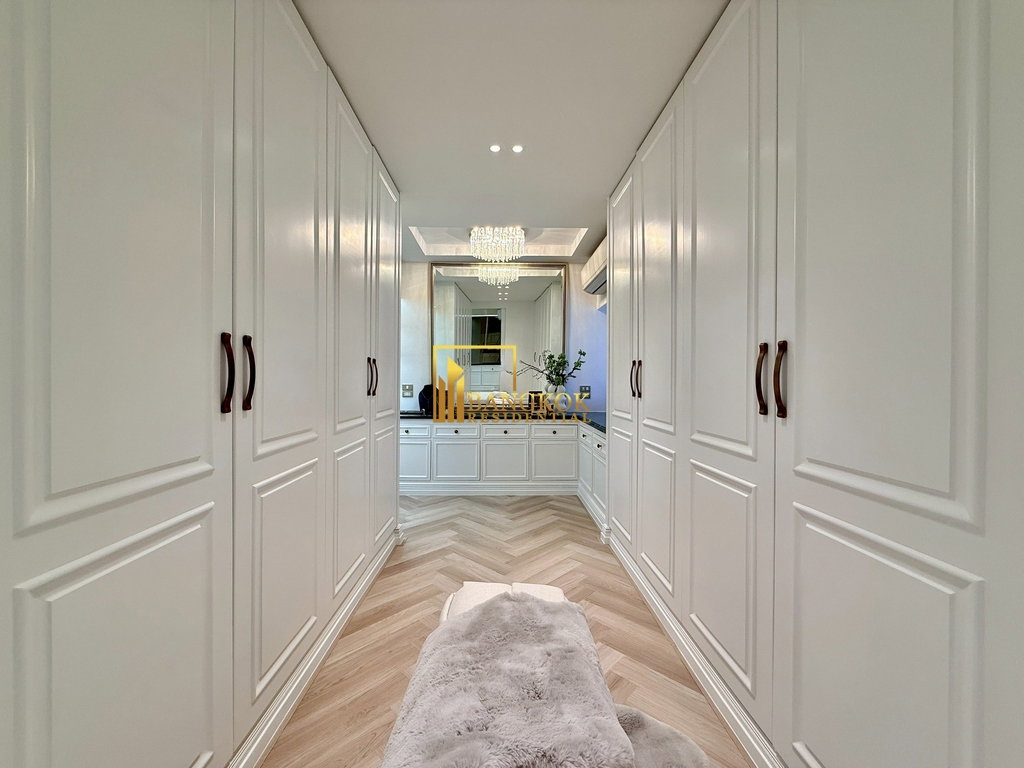 รูป The Boulevard Ekkamai | Super Luxury 4 Bedroom Townhouse - BR8667TH - รูปที่ 41/60