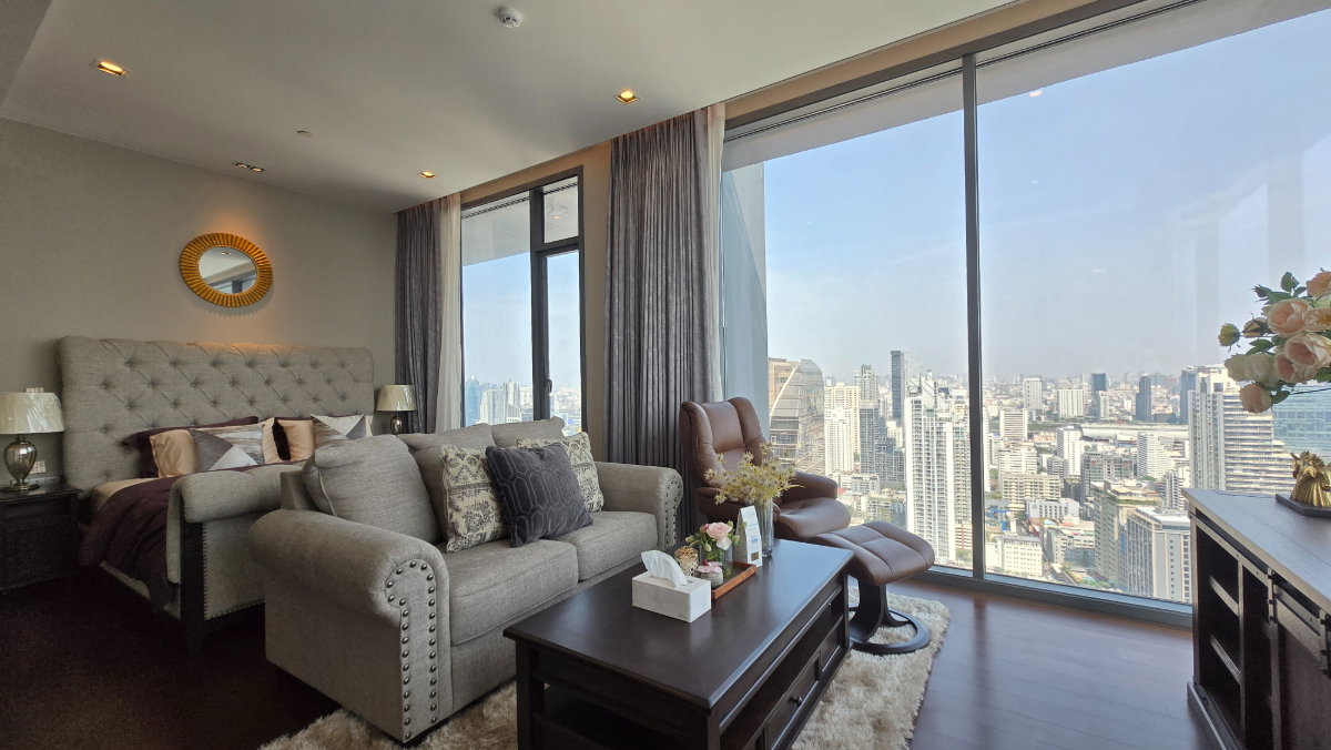 รูป Spacious Luxury Residence for Rent at Q1 Sukhumvit | 355 Sq.m. | BTS Nana - รูปที่ 16/20