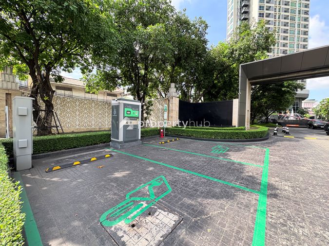 Rhythm Sathorn