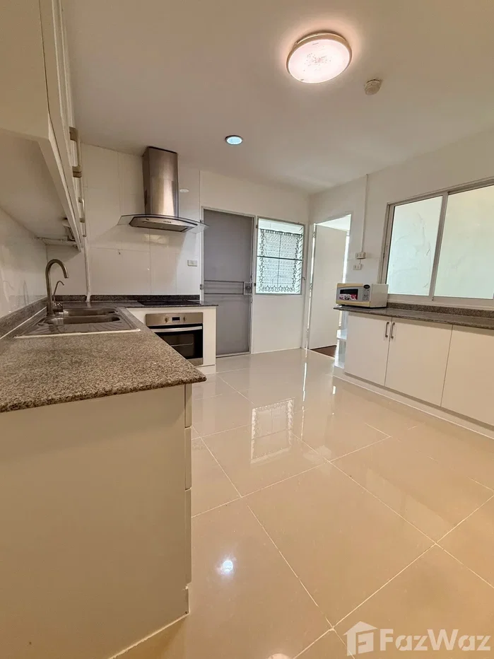 รูป คอนโดให้เช่า 3 ห้องนอน ในโครงการ D.S. Tower 1 Sukhumvit 33 6383808 - รูปที่ 8/15