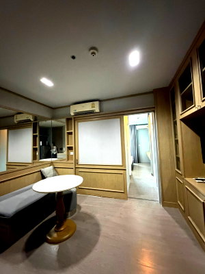 คอนโดให้เช่า : คอนโดใกล้ MRTพระราม 9 ห้องหใหม่ แต่งครบพร้อมเข้าอยู่ราคา15,000บาท/เตือน 