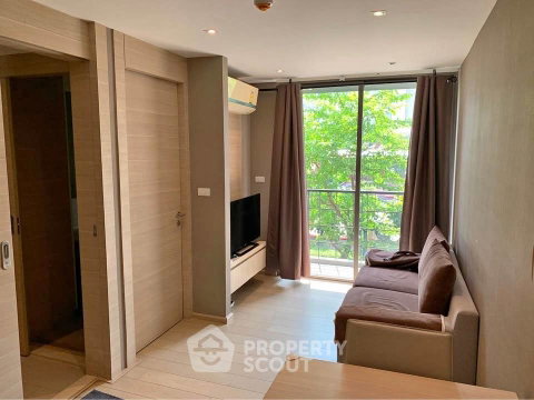 1-BR Condo at Klass Silom near BTS Chong Nonsi (ID 2942677)