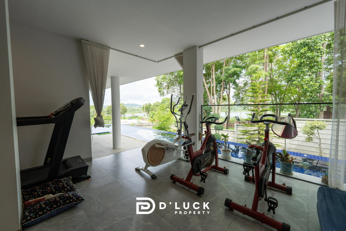 picture 4-Storey Pool Villa in Pattaya - Lake View - Ready to Move in - 25/28