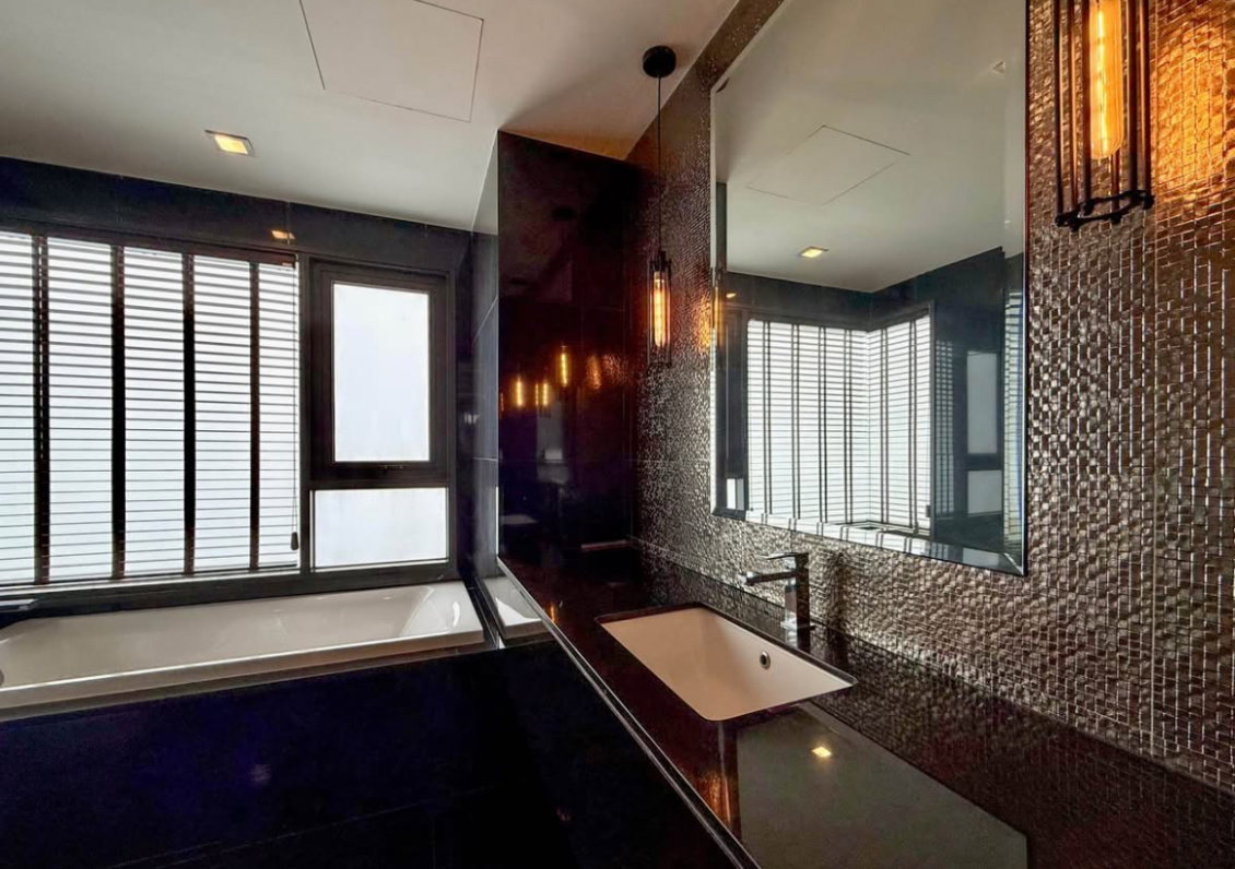 รูป  💥✅ให้เช่า RHYTHM 36-38 Soi Sukhumvit36 2 ห้องนอน 2 ห้องน้ำ🛁มีอ่าง - รูปที่ 12/15