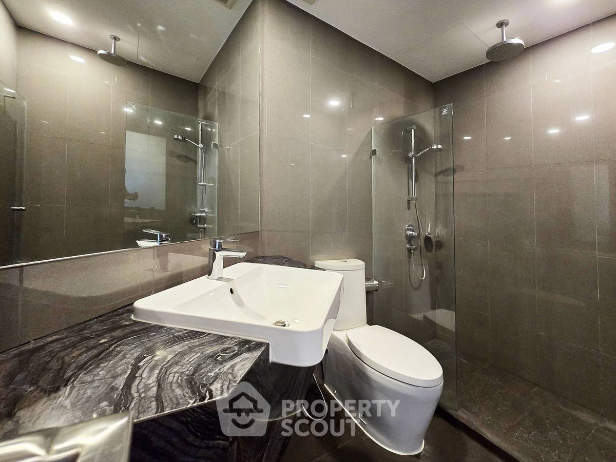 picture 2-BR Condo at Ashton Chula Silom near MRT Sam Yan (ID 2937152) - 7/8