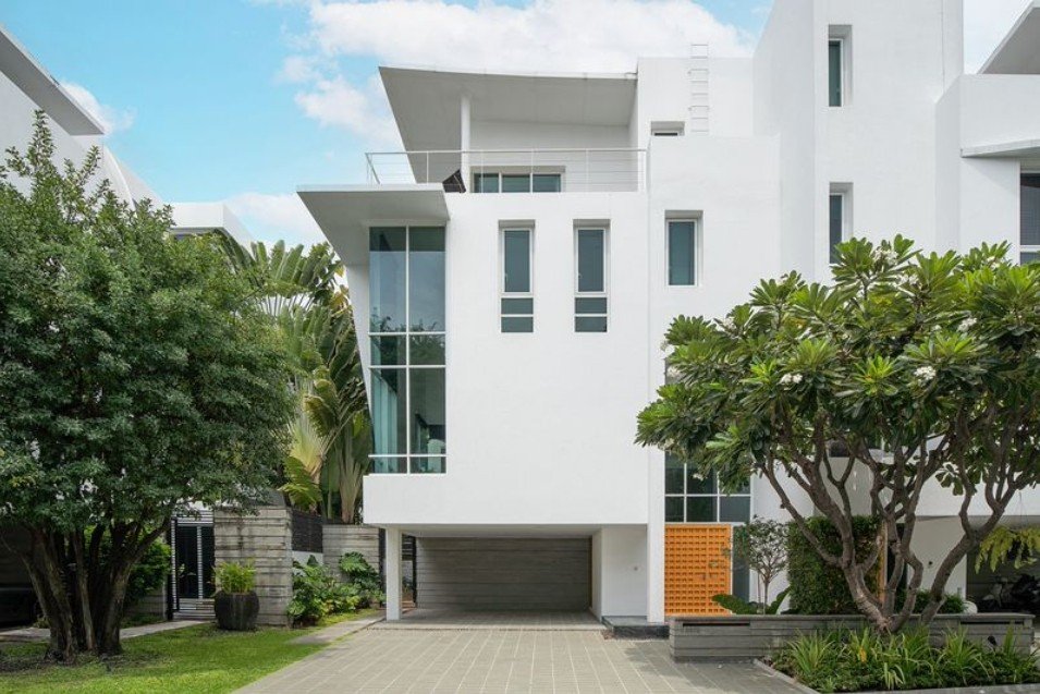 รูป LTHC15593 – Luxury House for Rent Sathorn | Spacious Private Residence | Near BTS Chong Nonsi | 240,000 THB | บ้านหรูให้เช่า สาทร พื้นที่กว้าง ใกล้ BTS ช่องนนทรี - รูปที่ 2/5