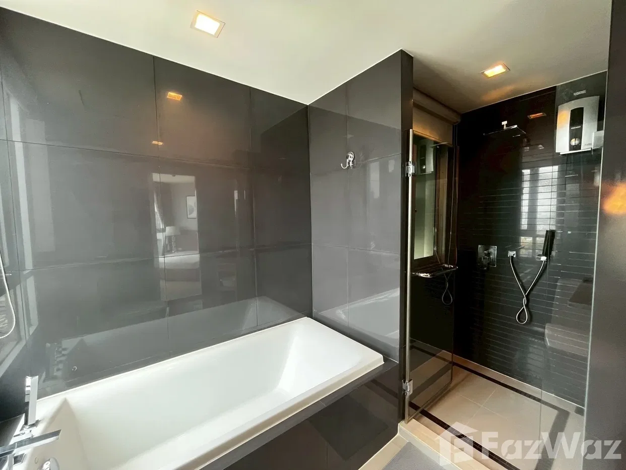 picture Rhythm Sathorn 6383099 - 5/14
