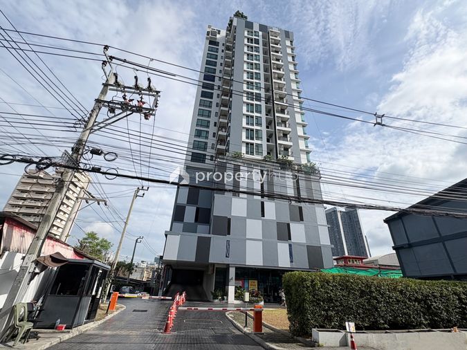 Bangkok Horizon Sathorn