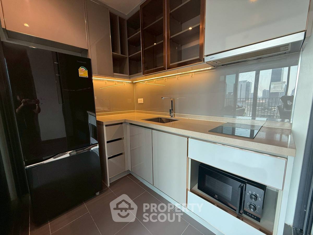 picture 2-BR Condo at C Ekkamai near ARL Ramkhamhaeng (ID 2940324) - 4/10
