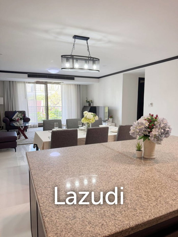 picture 131 sqm 2 Bed Apartment at PR Court Khlong Tan Nuea Bangkok - 2/8