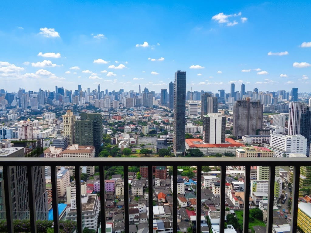 รูป 🚩 ขายขาดทุน คอนโด ซี เอกมัย ชั้น 42 ห้องสวย สไตล์ลอฟท์ 2 ชั้น พื้นที่ใช้สอย 44 ตารางเมตร - รูปที่ 12/59