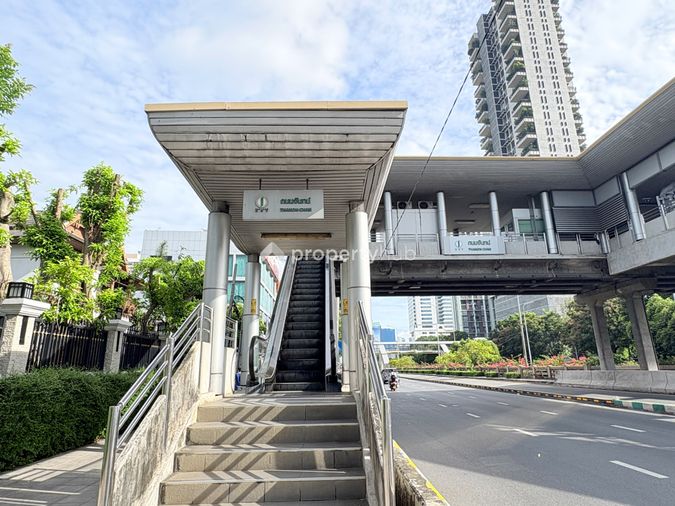 Regal Sathon - Naradhiwas
