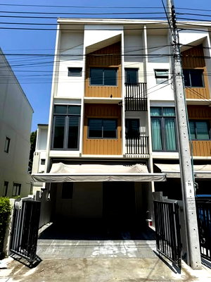 Townhouses for sale Prawet : 🔥 Townhome for Sale Plex Onnut-Wongwaen near Suvarnabhumi Airport