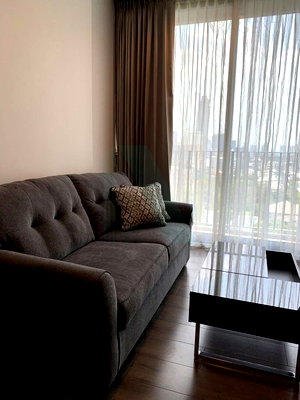 Condos for rent : 🚩 For Rent Condo WHIZDOM ESSENCE SUKHUMVIT Building 1, Floor 8,1 bed room, Room size 33 sqm