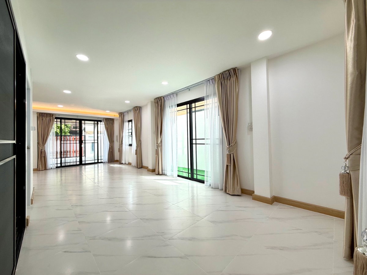 รูป 🏡✨ บ้านเดี่ยวรีโนเวทใหม่ ใกล้ 🚆 MRT บางยี่ขัน จรัญสนิทวงศ์ 46 – บางพลัด - รูปที่ 10/19