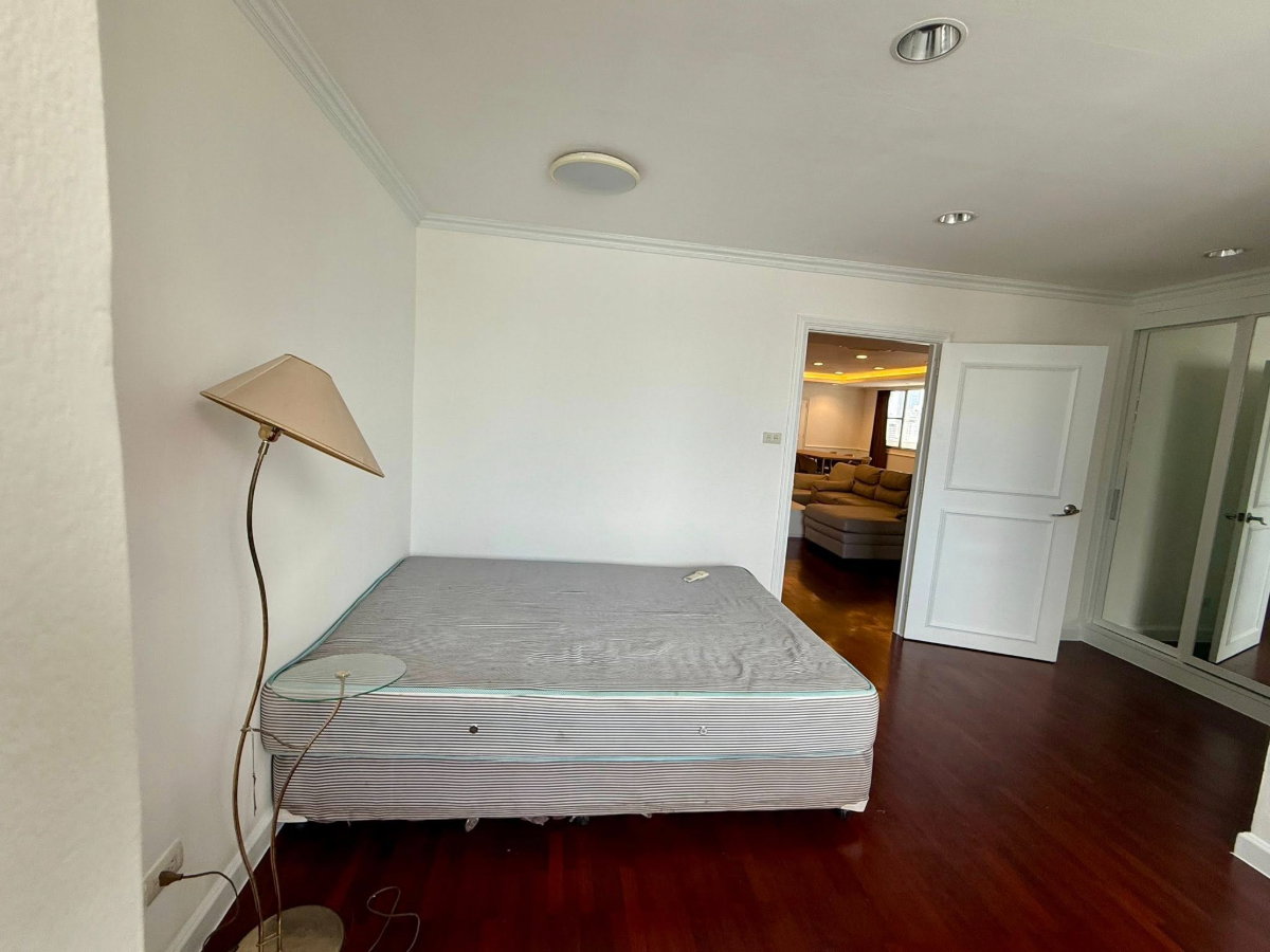 รูป RS6237 ให้เช่า D.S. Tower 1 – Sukhumvit 33 คอนโดห้องใหญ่รีโนเวทใหม่ ใกล้ BTS พร้อมพงษ์  - รูปที่ 11/15