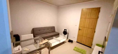 Condos for sale : Condo for sale: Sea Hill Sriracha. Beautiful unit, great location, right on Sukhumvit Road.