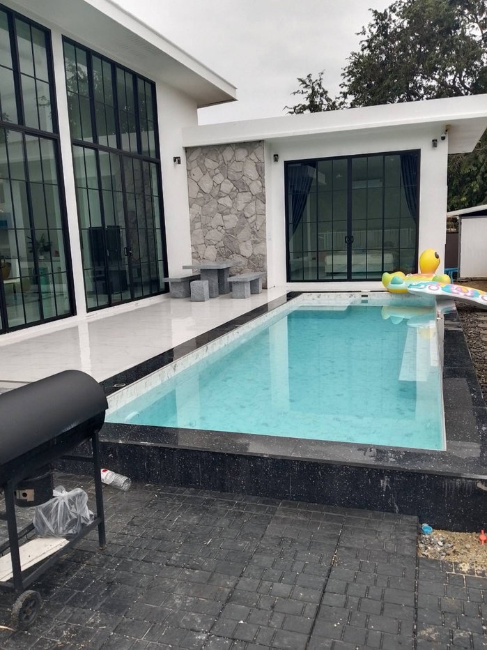 picture sold poolvilla house for invester yield 16 percent - 4/7