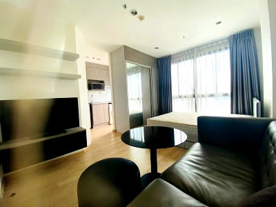 คอนโดให้เช่า : Rent Ideo สาทร - ท่าพระ 22 ตรม. เฟอร์ครบ 10,000 บาท