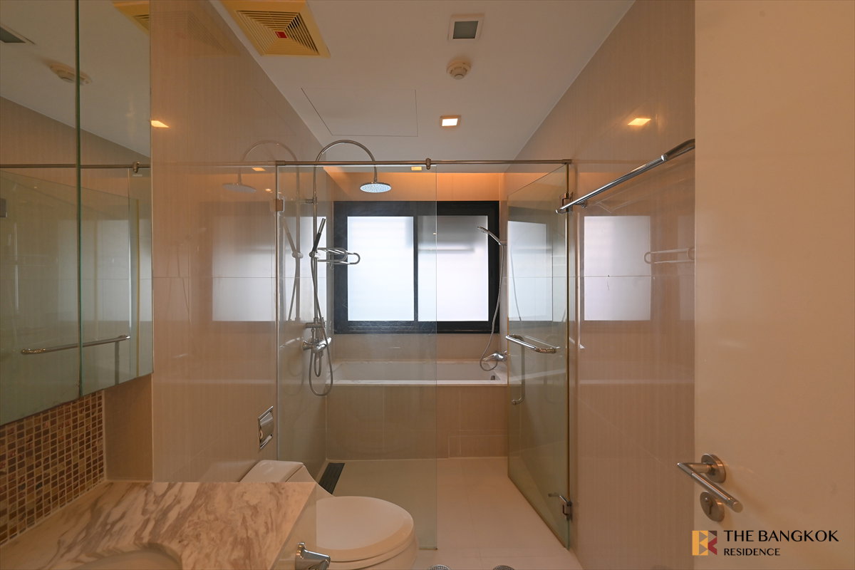 picture Rental Condo 💎 Celes Asoke, 3BR 133 sqm 100K 💎 Spacious Unit with Stunning View, near MRT Sukhumvit  - 12/13