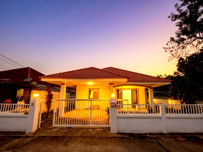 Houses for sale :   Single-storey detached house for sale  2 bedrooms 1 bathroom and 1 parking.  #CSS101889