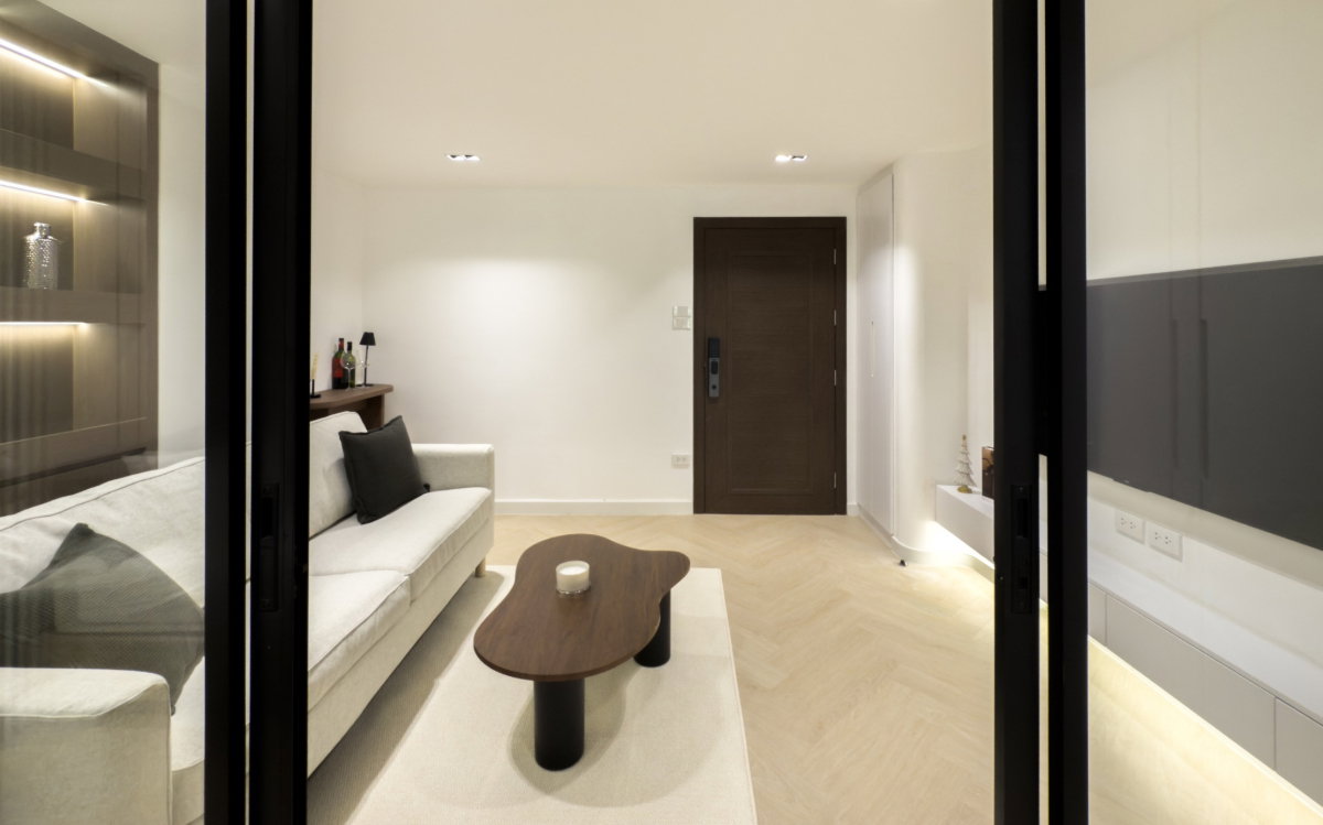 picture For Sale: 1 Bedroom, 1 Bathroom, 1 Kitchen, 1 Parking Space #C9MG100661 - 11/11